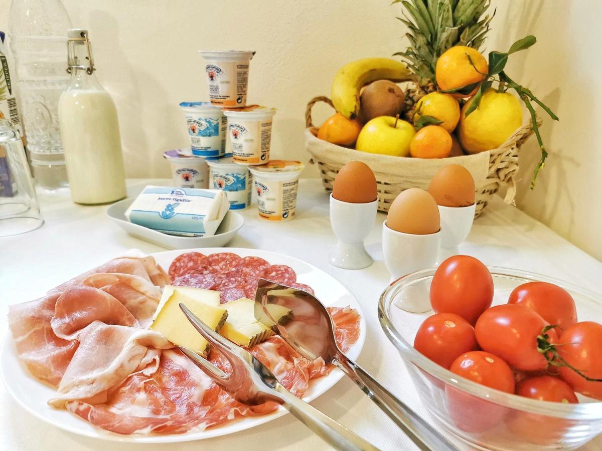 Le Giare B&B 莱万托 外观 照片
